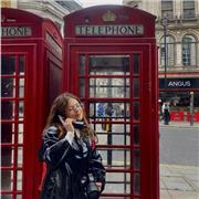 offro lezioni d’inglese a chiunque ha bisogno di ripetizioni o che semplicemente vuole approfondire la lingua!